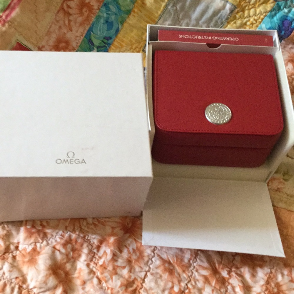 Omega Seamaster Box, manual, piece of band.